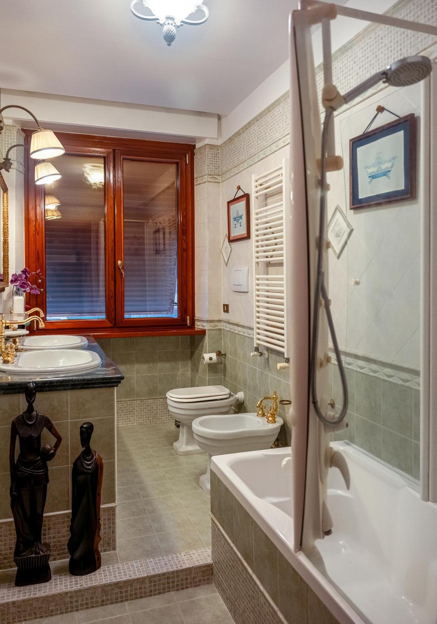 Regal House Roma Navigatori 23 Hotel Eksteriør billede